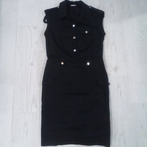 Size 8 Sleeveless Black Form Fitting Cargo Dress - Picture 1 of 7